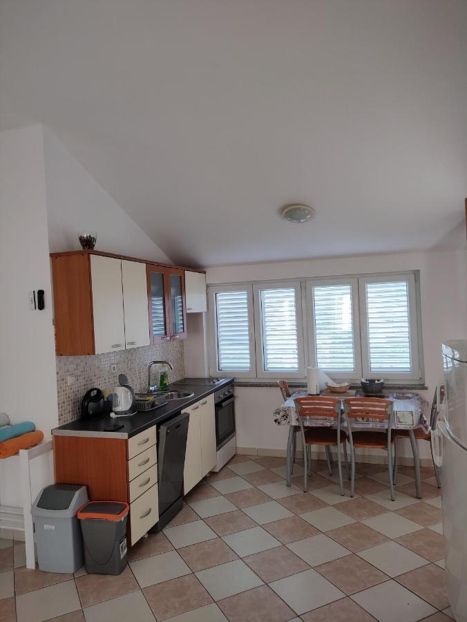Apartments Markota Sukošan Екстериор снимка