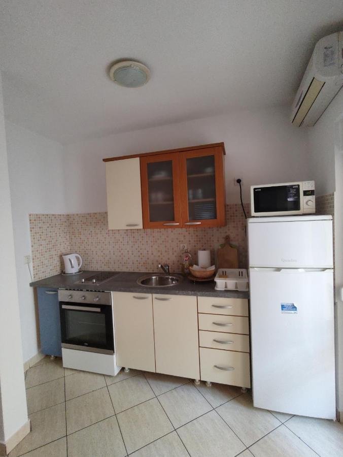 Apartments Markota Sukošan Екстериор снимка
