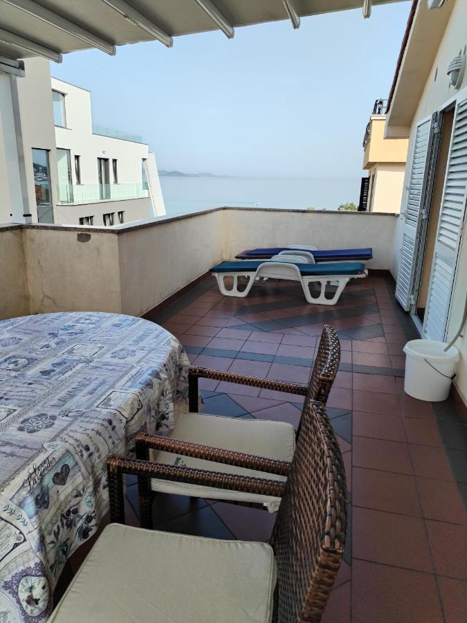 Apartments Markota Sukošan Екстериор снимка
